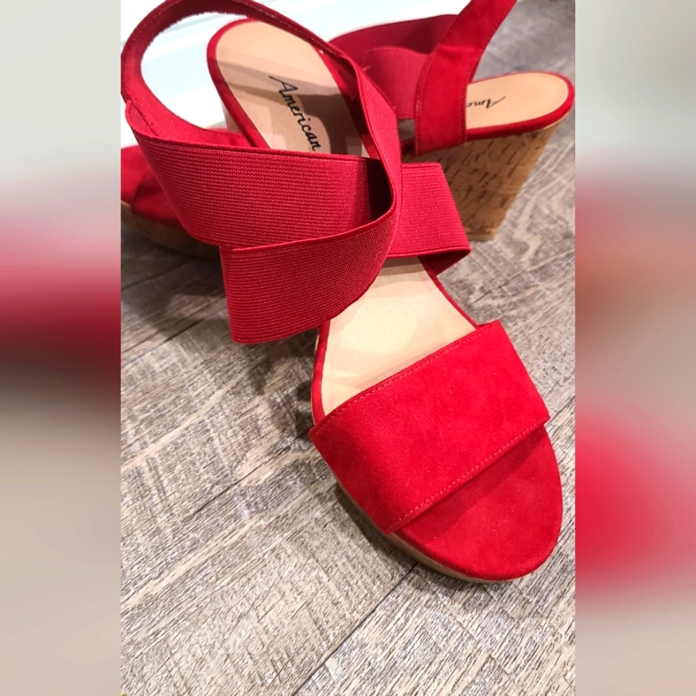 AMERICAN EAGLE Wedges